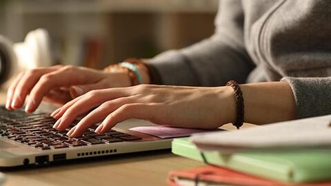 Etudiants étrangers : dossier de candidature Etudiants étrangers : dossier de candidature
