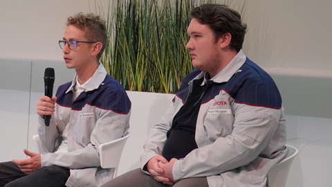 2 diplômés de l'IUT 