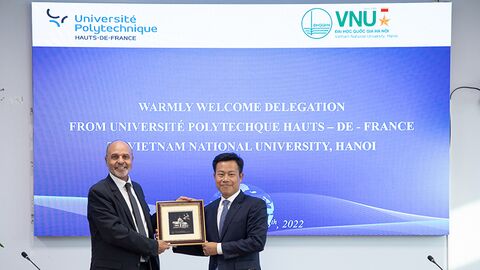 Une délégation de l’UPHF au Vietnam