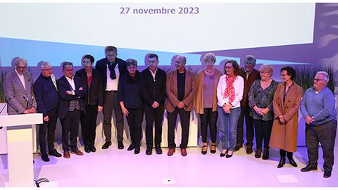 Ceremonie-Retraites-2023_ couv Ceremonie-Retraites-2023_ groupe au complet