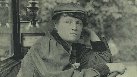 Editions Neurdein, 1908 in Juliette Rennes, Métiers de rue. Observer le travail et le genre à Paris en 1900, Paris, Editions de l’EHESS, 2022, p.393.