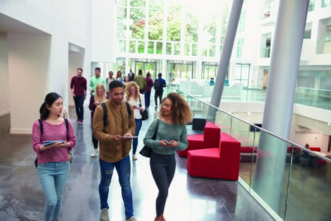 Etudiants Hall Etudiants Hall