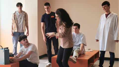 théâtre apprentis GIM 5 théâtre apprentis GIM 5