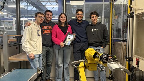 Olympiade FANUC Les étudiants GMP participants à lolympiade FANUC
